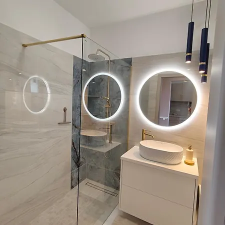 Enidor Wellness Apartment *